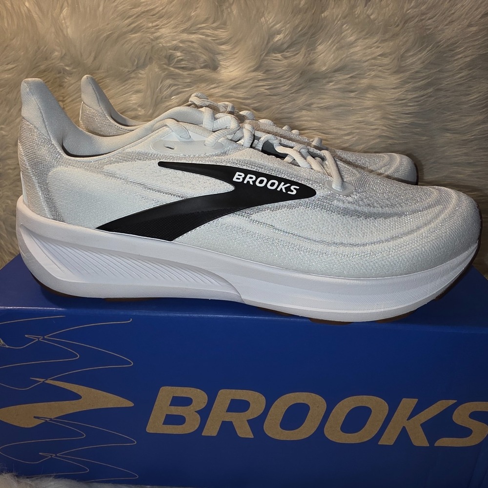 Brooks Revel 9 Running Shoes Men's 8 D White Grey Black 1104991D135 - Picture 1 of 9